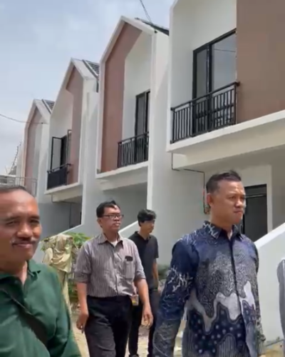 Gathering Investor